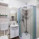 Lovely In Cervar Porat With Wifi בית נופש *