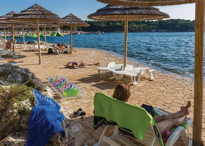 Lovely In Cervar Porat With Wifi * Poreč